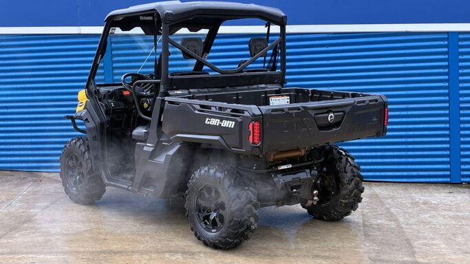 Can-Am Defender HD7 2022