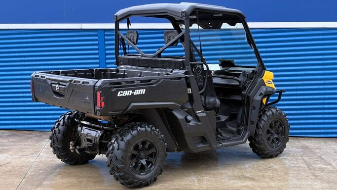 Can-Am Defender HD7 2022
