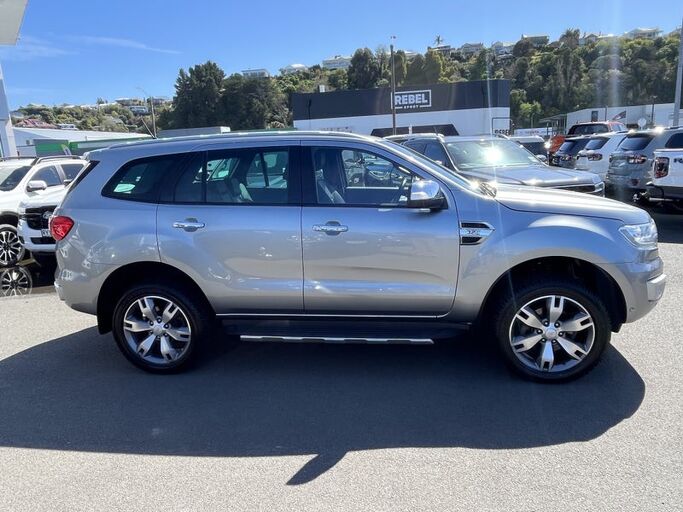 Ford Everest Titanium 3.2D 4WD 2017